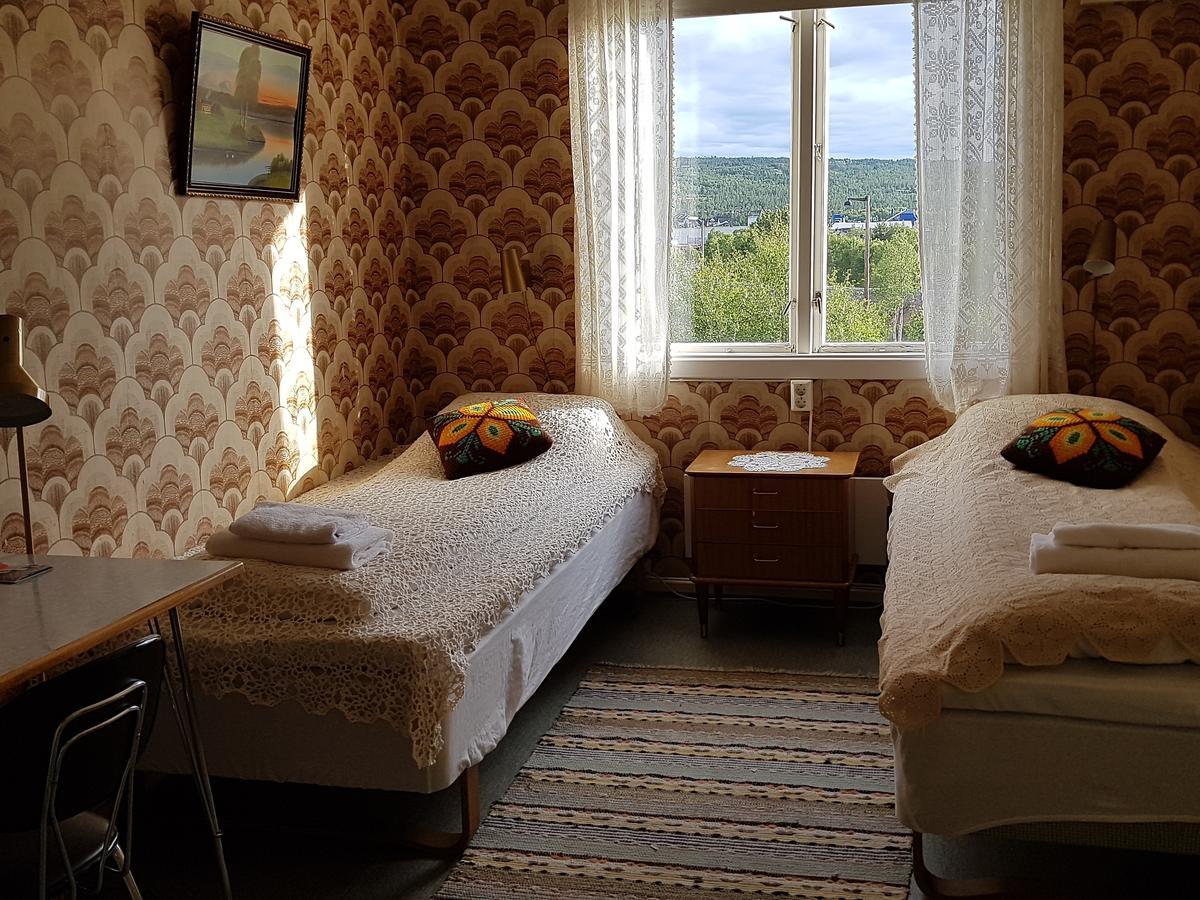 Solheim Pensjonat Røros Exteriör bild